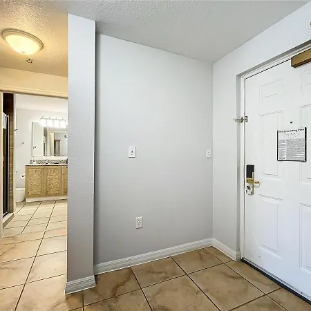 Spacious 3 Bed 3 Bath Luxury Condo 5 Min From Disney Orlando Exterior photo